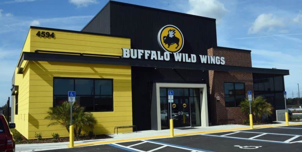 Buffalo Wild Wings Giving Away Free Wings