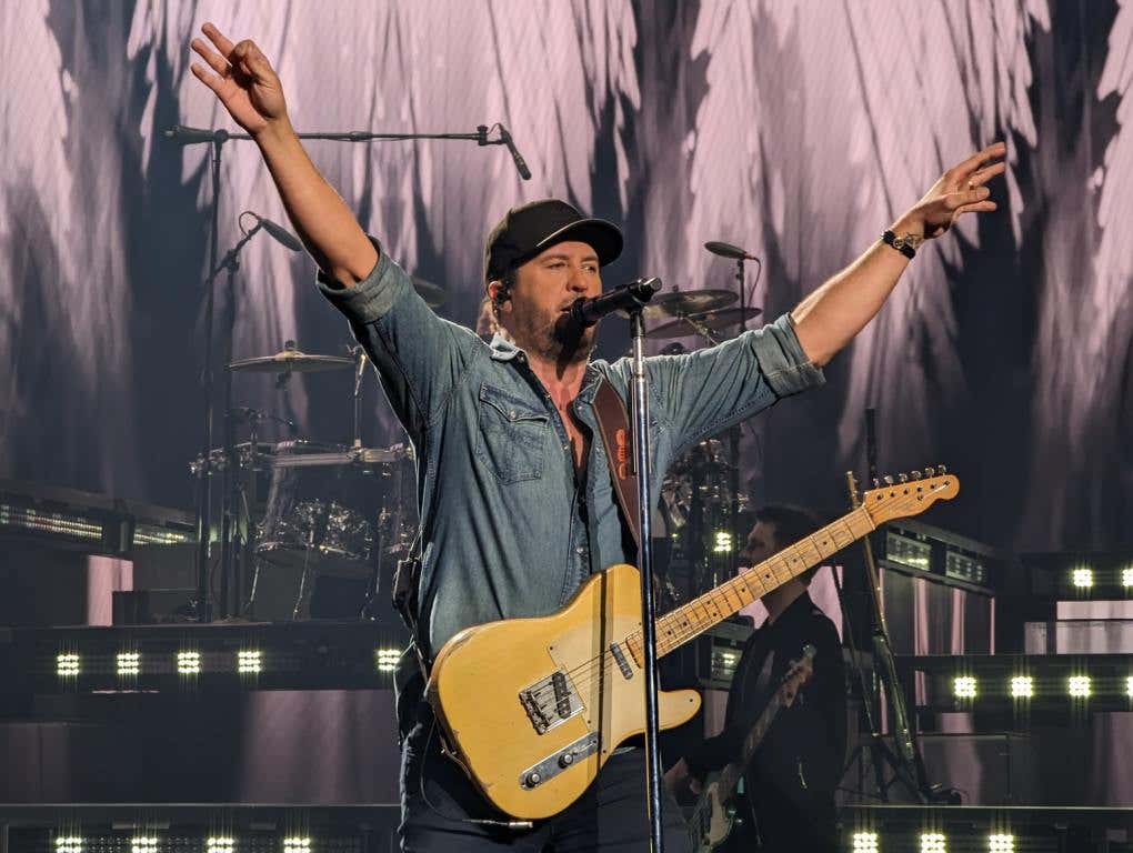 Luke Bryan performing on stage