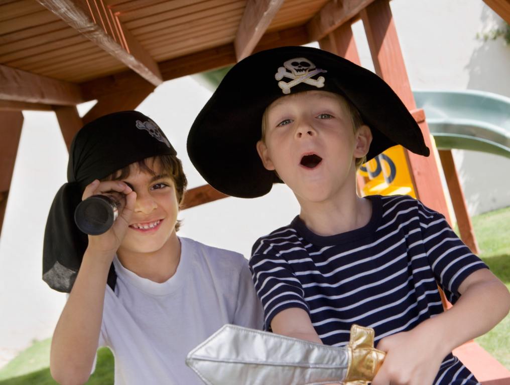 kids dressed like pirates at Pirate Fest Las Vegas 2024