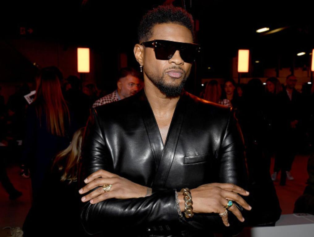 Usher attends the Balmain show as part of the Paris Fashion Week Womenswear Fall/Winter 2020/2021 on February 28, 2020 in Paris, France.