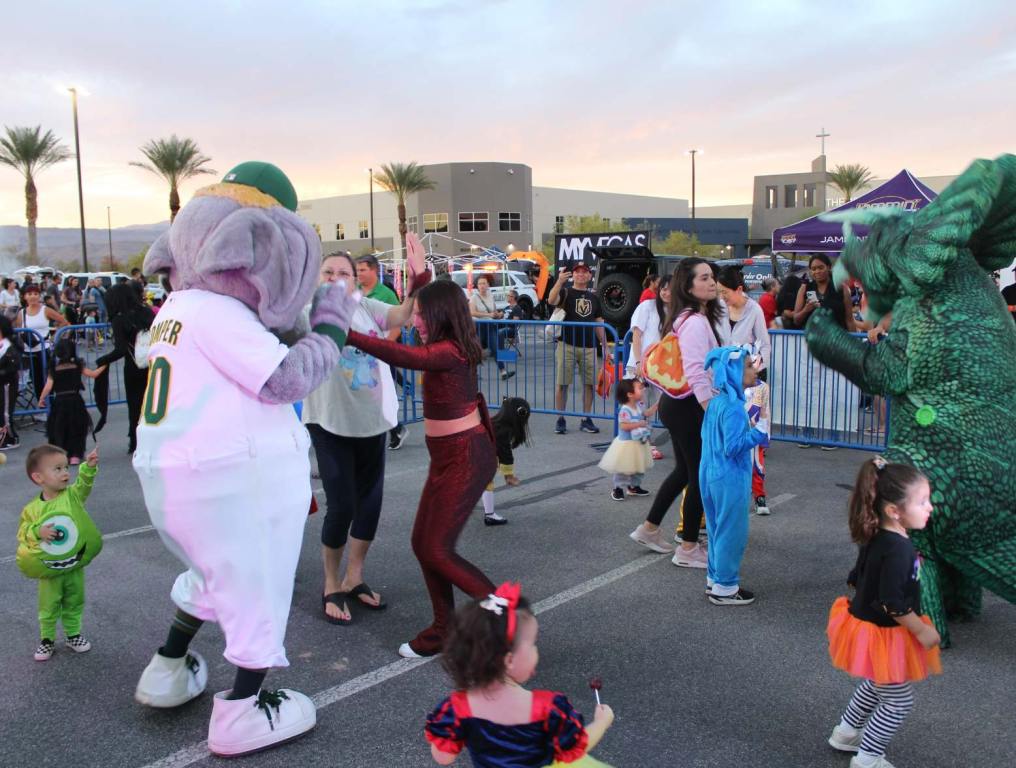 Stomper, Oakland A's mascot, dancing with community